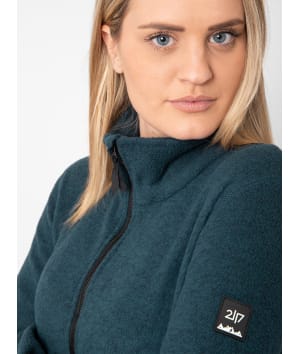 7912917 black 1
