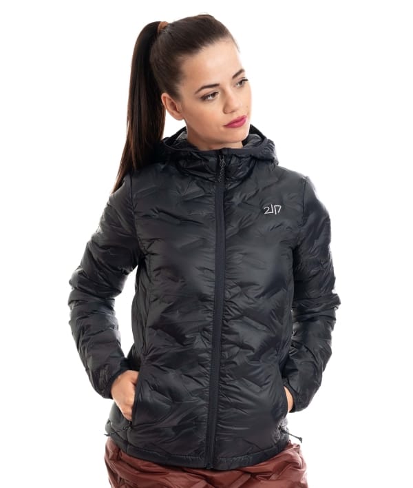 7611916 black 1