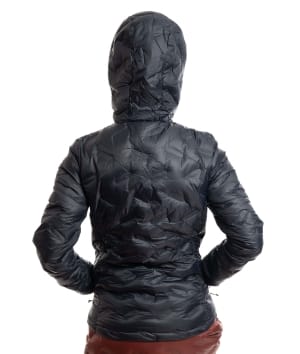 7611916 black 1
