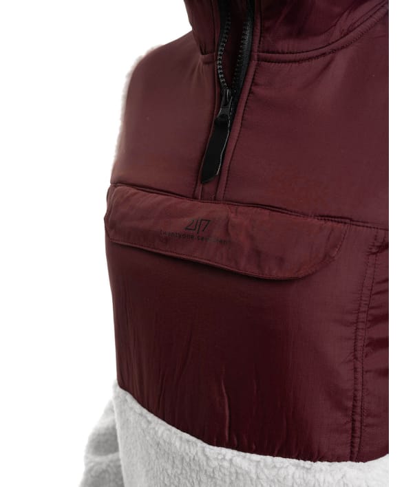 7912972 wine red 2