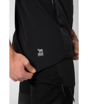 7543908 Roxtuna vest black front