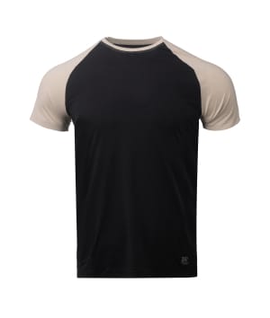 7853905 Huli tshirt black front