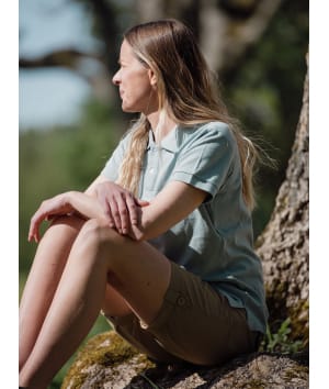 2117 7934951 women risa outdoor shorts kitt front