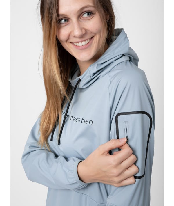 2117 7914912 women sibbhult hoodie ocean front