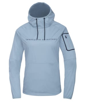 2117 7914912 women sibbhult hoodie ocean front