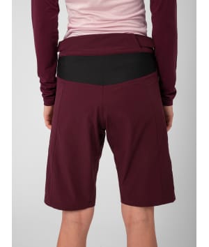 2117 7931953 women yxefall shorts dk plum front
